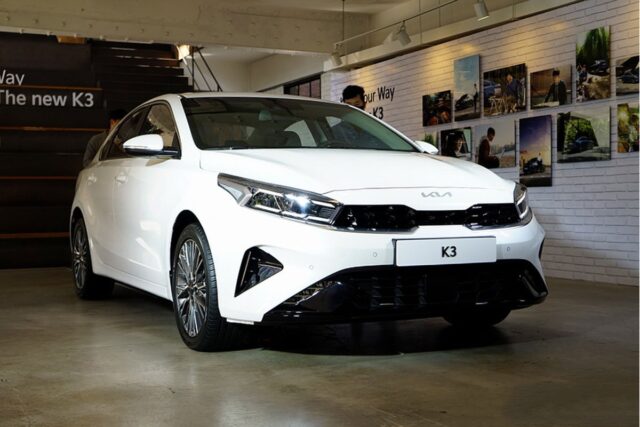 Đánh giá xe Kia K3 2025 - Lột xác toàn diện, Logo mới unnamed file 1617 640x427 - Đánh giá xe Kia K3 2025 - Lột xác toàn diện, Logo mới